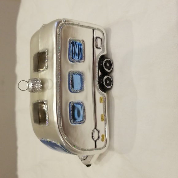 NWT VINTAGE EUROPEAN AIRSTREAM CHRISTMAS ORNAMENT - Picture 3 of 7